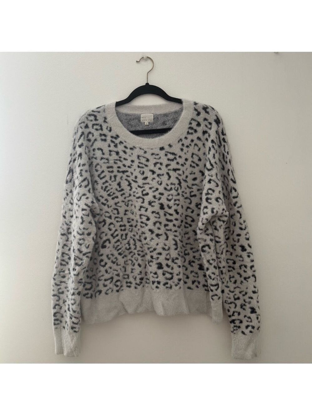 Dee Elly Women’s Leopard Print Sweater